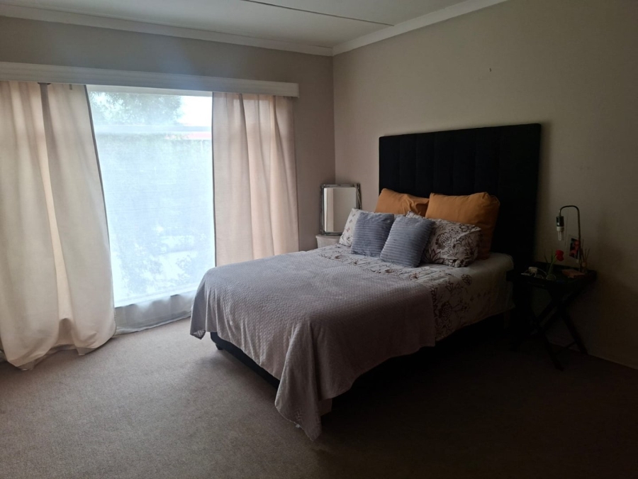 2 Bedroom Property for Sale in Navalsig Free State